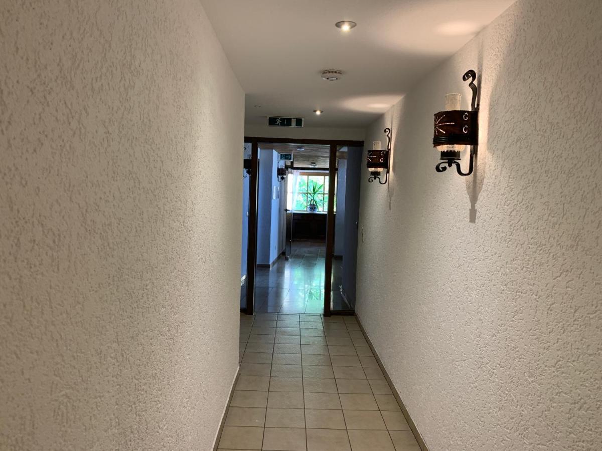 אספרג Gasthof Zum Baeren מראה חיצוני תמונה